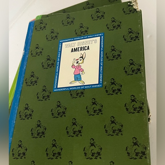 Vintage Set of 3 Walt Disney Picture Books Circa 1965 - Picture 4 of 11